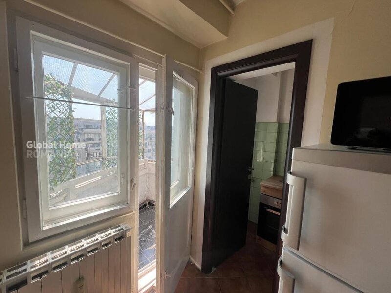 Blv Decebal, acces stradal, vedere blv, apartament 2 camere |