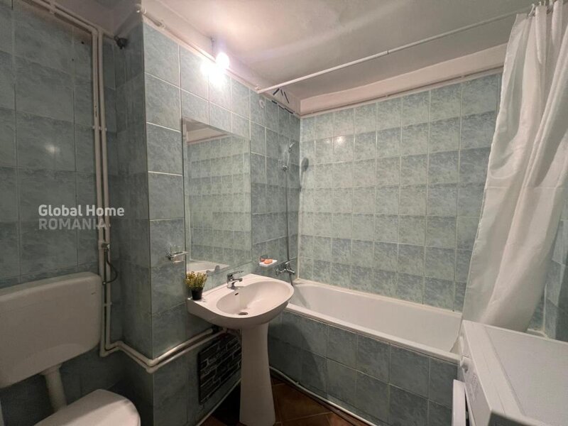 Blv Decebal, acces stradal, vedere blv, apartament 2 camere |